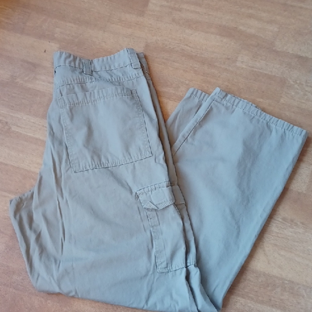 Wrangler Men's Light Tan Cargo Pants Size 36x34